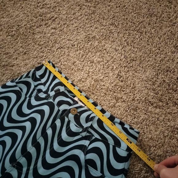 Like- New Condition Red Berry Wave Pattern Pants Blue Size Small - Picture 3 of 6